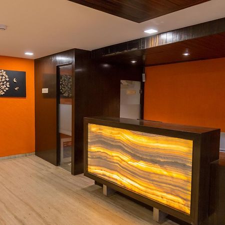 Hotel Ahmedabad, Satellite Esterno foto